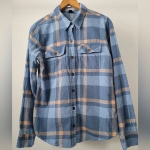 Patagonia Organic Cotton Plaid Flannel Shirt – Women’s M